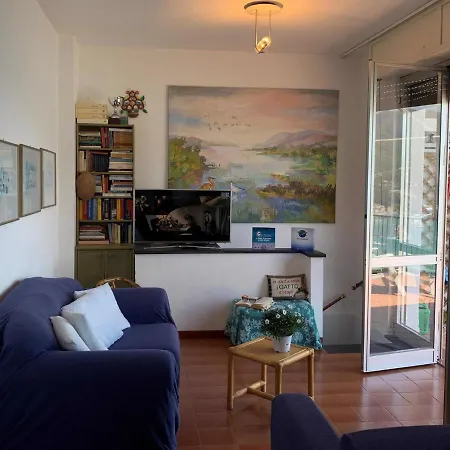 House Sunset By The Sea By Holiday World Apartment